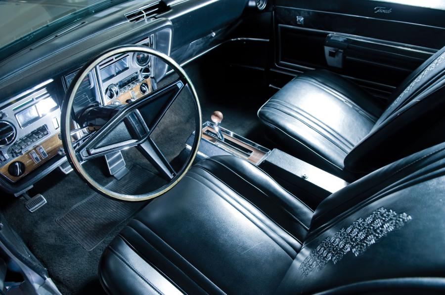  Oldsmobile Tornado 1968 года  (фото 2 из 5)